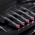 YCS طقم مفكات عزم 2D مع 5 رؤوس (PH1.5/P5/T3/T5/مسطح) — تحكم دقيق مضاد للانزلاق لصيانة لوحات MacBook والموبايل